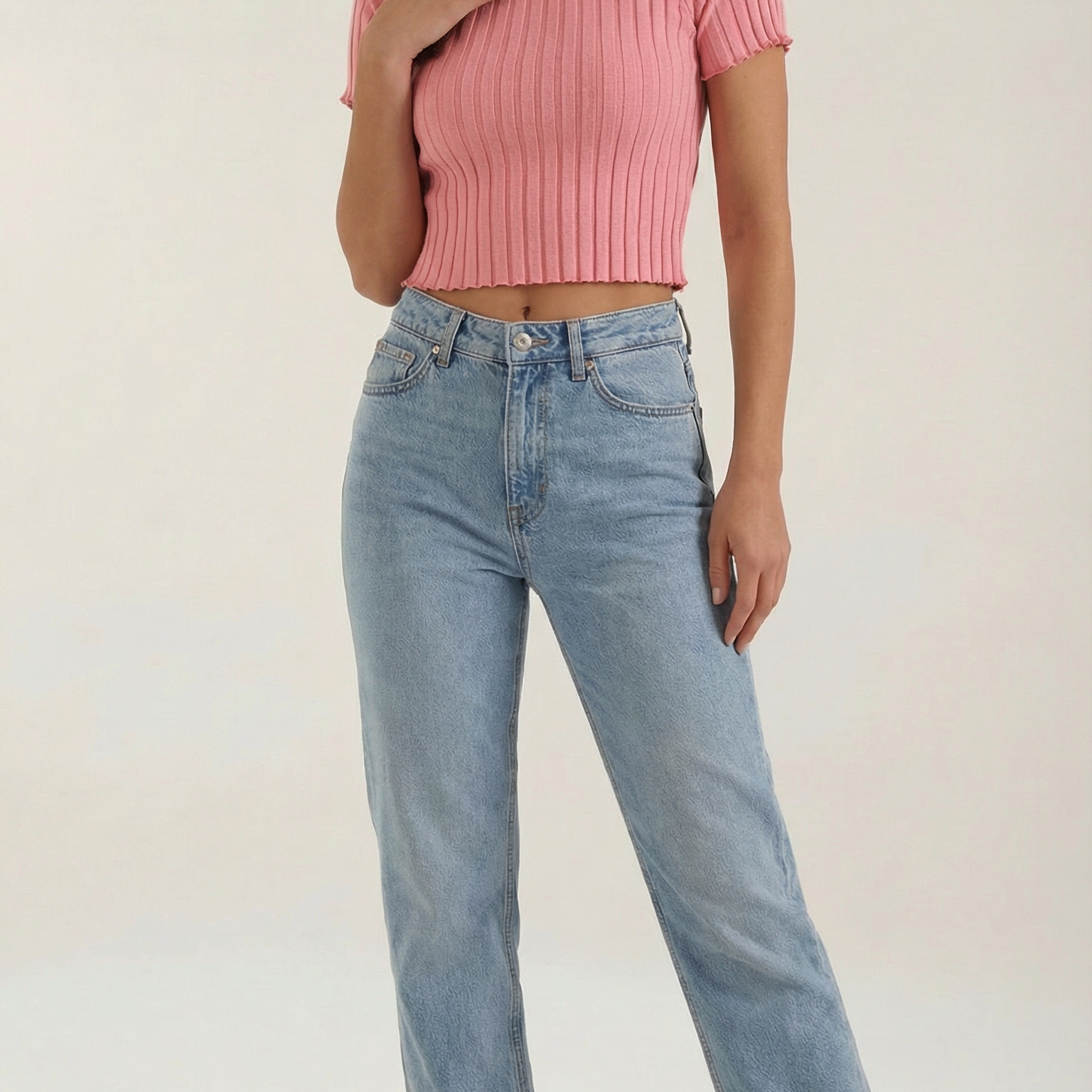 Jolana | Basic top s krátkym rukávom